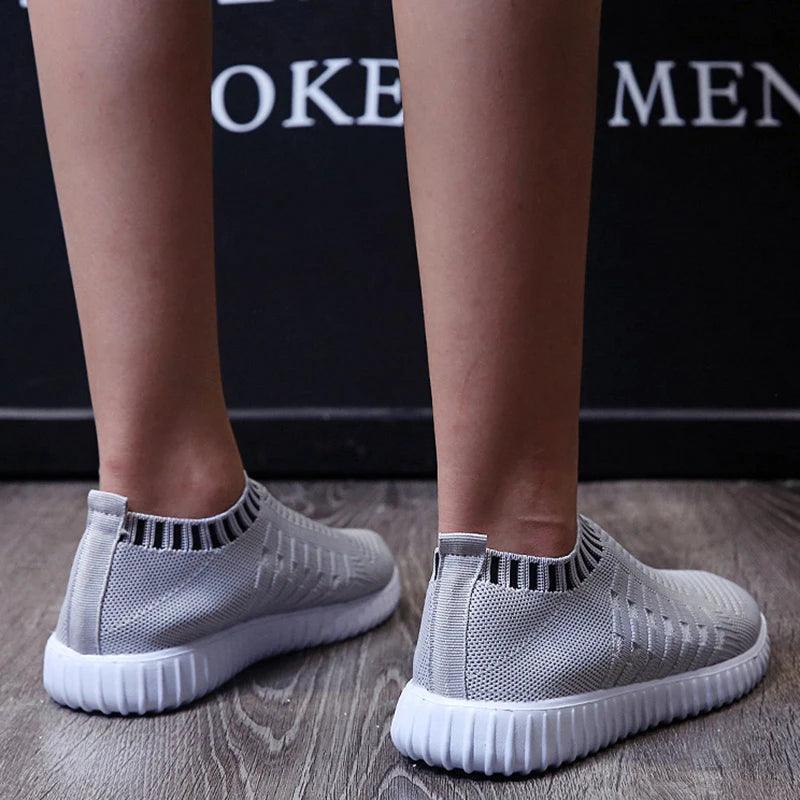 Tênis Feminino iziConfortSlip - Useizibr