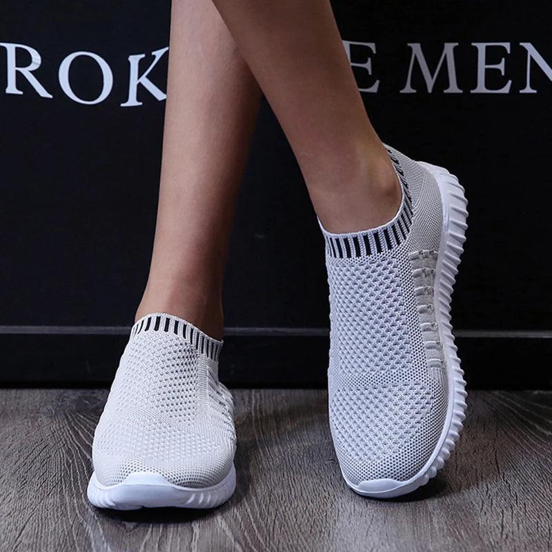 Tênis Feminino iziConfortSlip - Useizibr